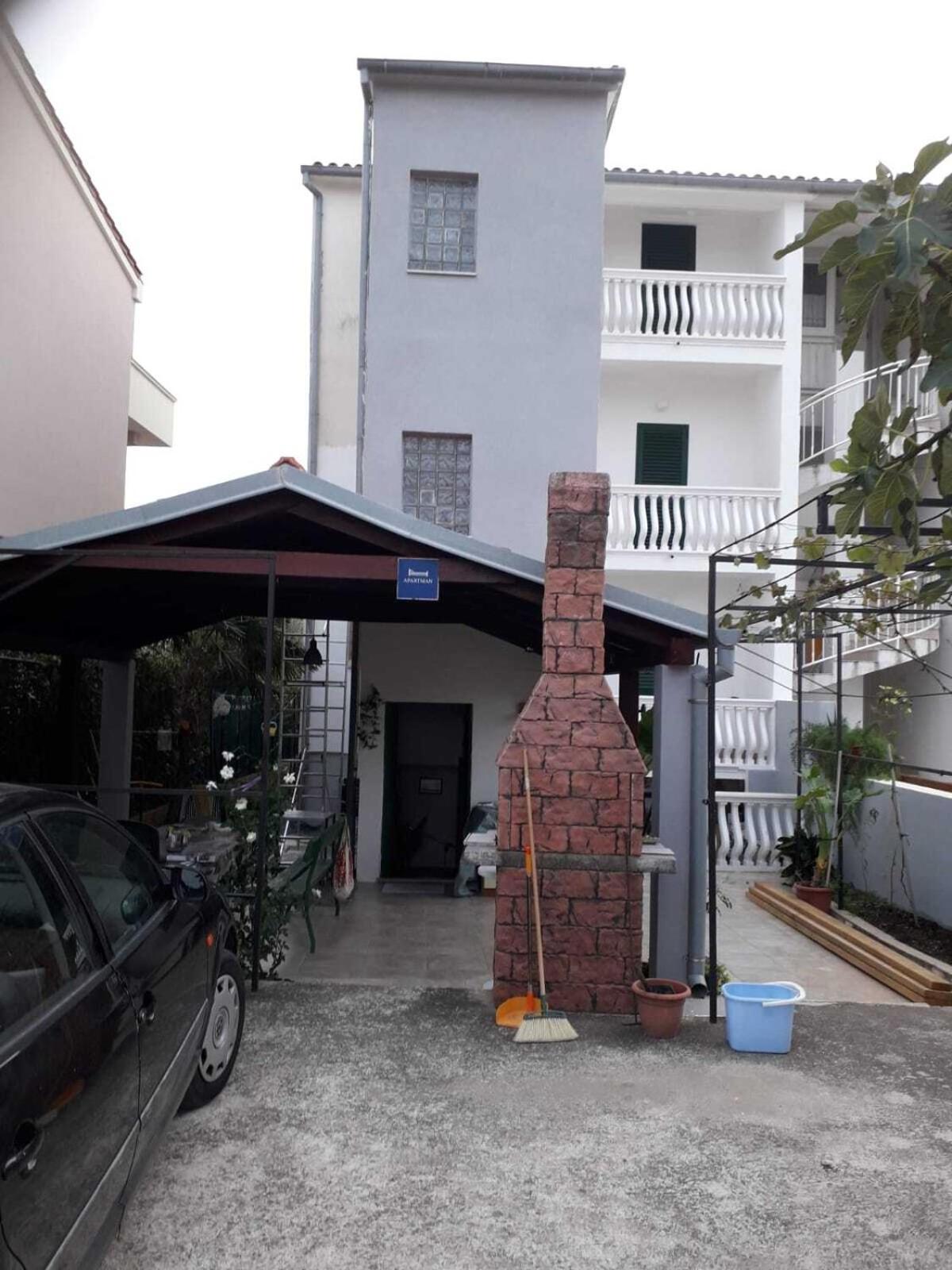 Apartments Selma Biograd Na Moru Ngoại thất bức ảnh
