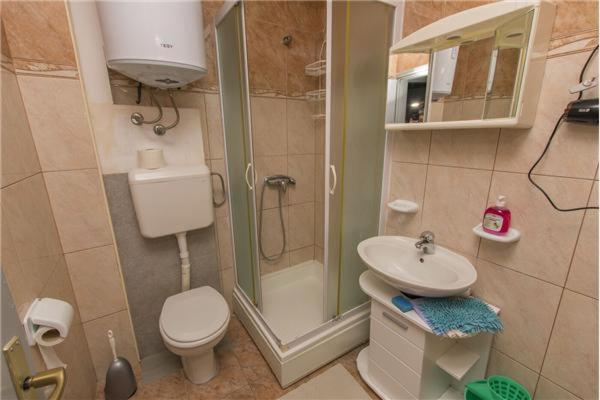 Apartments Selma Biograd Na Moru Ngoại thất bức ảnh